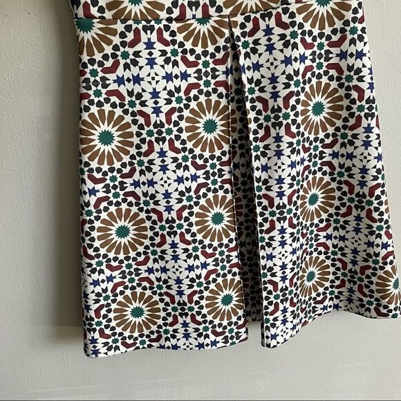 ZARA TILE PRINTED GEOMETRIC ECRU SLIT BACK MINI DRESS - Picture 4 of 14